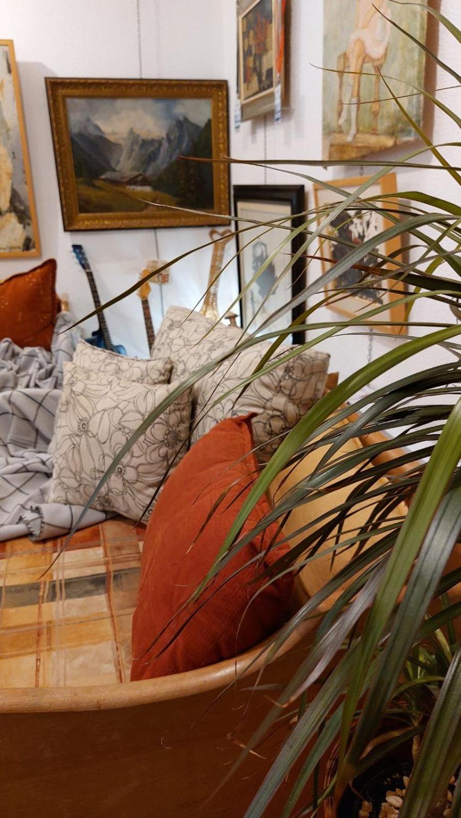 Heart Of Old Town Guesthouse بودغوريتْسا المظهر الخارجي الصورة